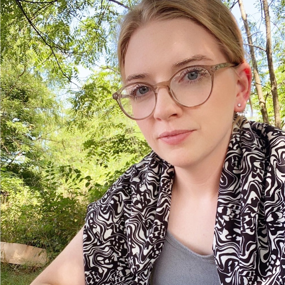 Meet your Posher, Ashlie